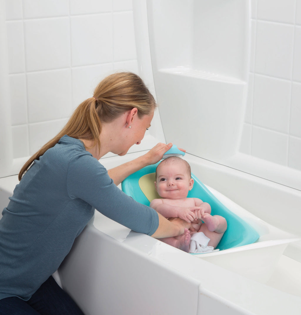 Safety 1st 2-In-1 Rubber Cradle Cap Baby Brush and Comb, Arctic