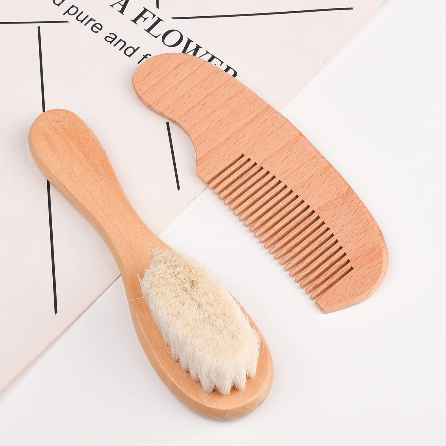 2pcs Baby Natural Wooden Handle Hair Brush and Comb Set Baby Bath Massage Beech Wool Brush Massage Brush